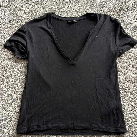 (16)  dynamite tshirt - Picture 1 of 2